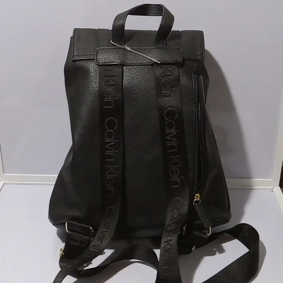 Calvin Klein Hudson Bubble Lamb Flap Backpack - Picture 6 of 10